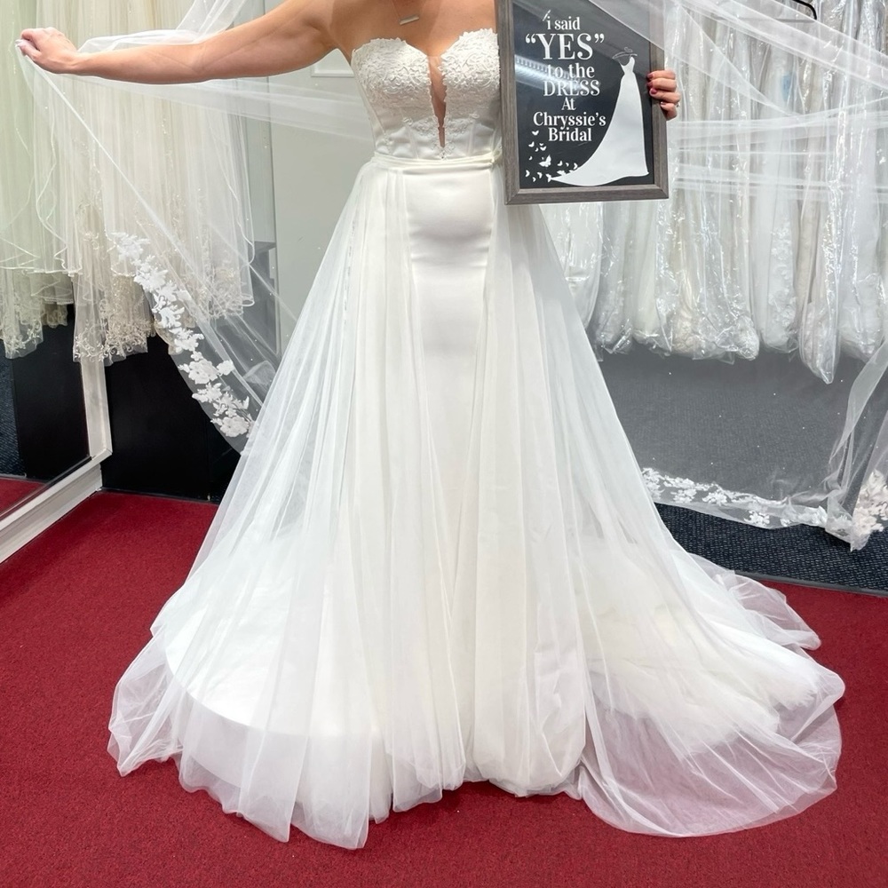 Mikaella Bridal style 2285 gown size 12 never worn, tags still on! - Picture 2 of 6